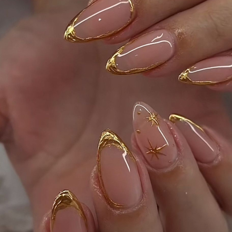 French-Style Golden European and American Short Almond Starburst 3D Nail Tips Wearable Foreign Trade Fake Nails Wholesale