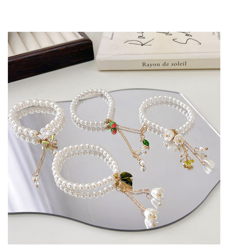 1 Piece Retro Leaves Flower Imitation Pearl Womenu0027S Bracelets