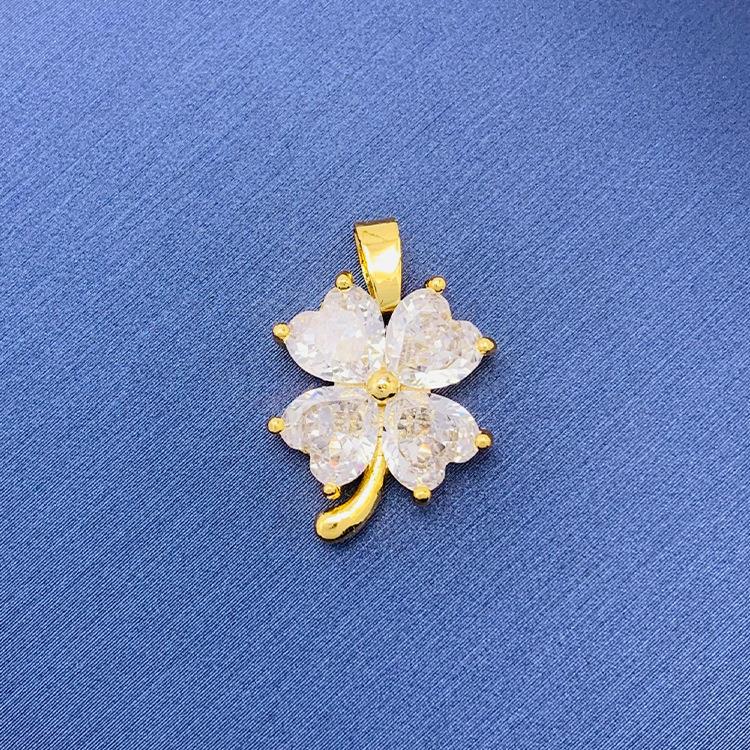 2022 nuevo trébol giratorio simple cien colgante fuente joyería fábrica al por mayor directa sin cadena