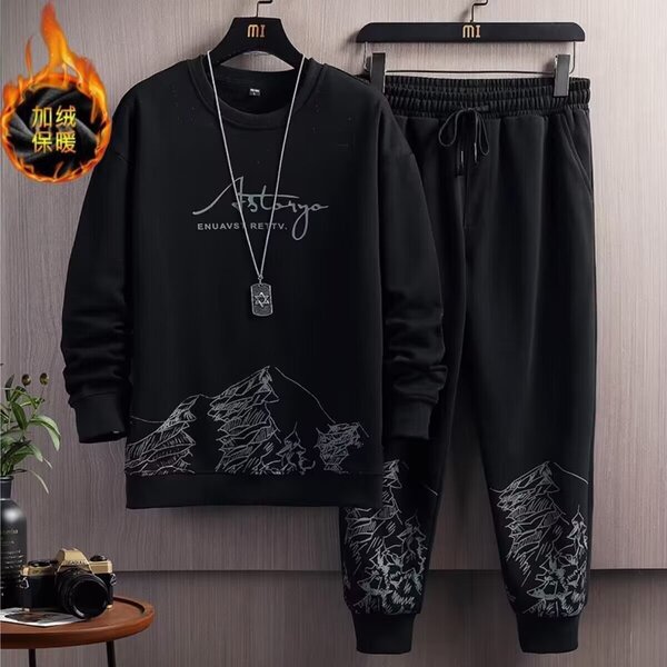 demi-season sweatshirt for leisure