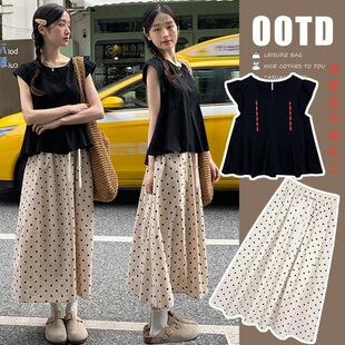 Going Out for Breastfeeding 2025 Summer New Small Flying Sleeve Doll Shirt Polo Dot Skirt suit