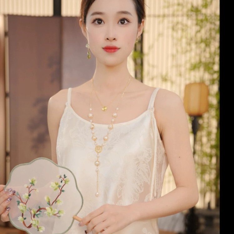 中国風ジャカードサスペンダートップ多用途サテン底ノースリーブベスト中国風婦人服 2025 新しい夏の女性|undefined
