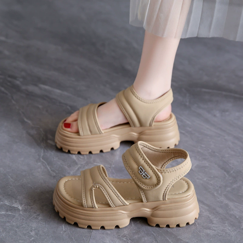 Модные и стильные новые сандалии 2025 года с минималистичным и элегантным дизайном, универсальные и подчеркивающие длинные ноги.