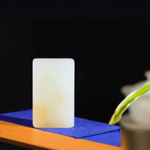 Jin Yu Tang Boutique Xinjiang Hotan Jade Sugar White Jade Double Color Safe and Uneventful Brand Da Gui Not Pecking Its Quality