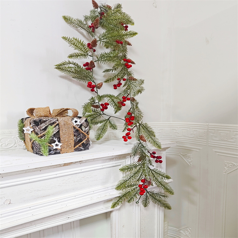 Nuevo Amazon Navidad Pino cono luz cadena aguja de pino decorativo LED Luz de alambre de cobre pequeña Mora fruta tirar bandera creativa luz decorativa