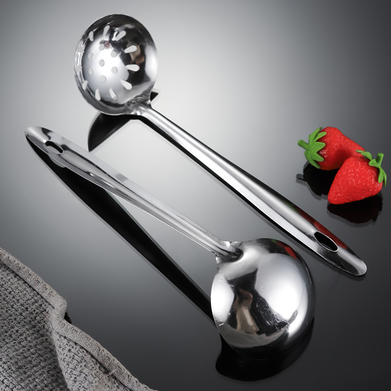 Cuchara para sopa de acero inoxidable con mango liso, adecuada para servir sopa y papilla, utensilio de cocina, cuchara para servir en restaurantes, cuchara coladora, cuchara para olla caliente de mango largo, colador de sopa moderno.
