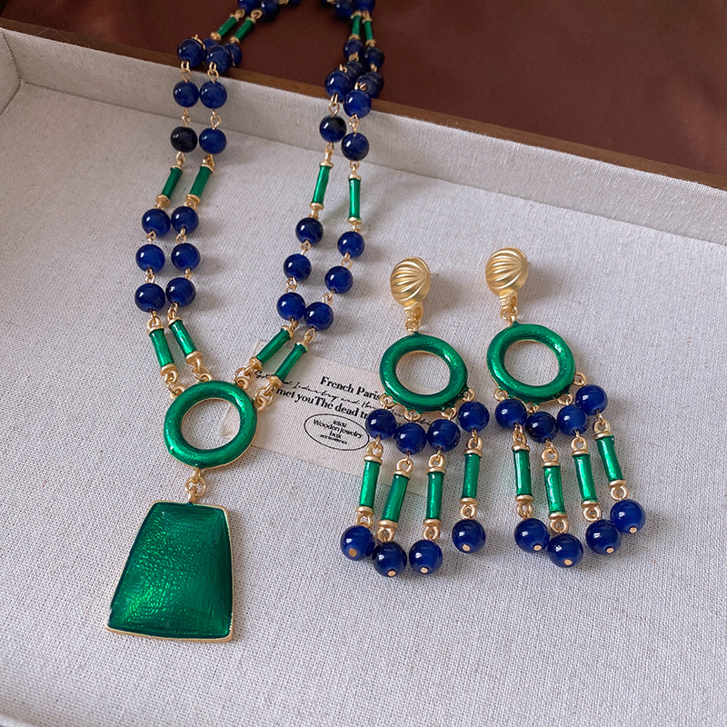 Bohemian Vintage Oil Drop Round Necklace Medieval