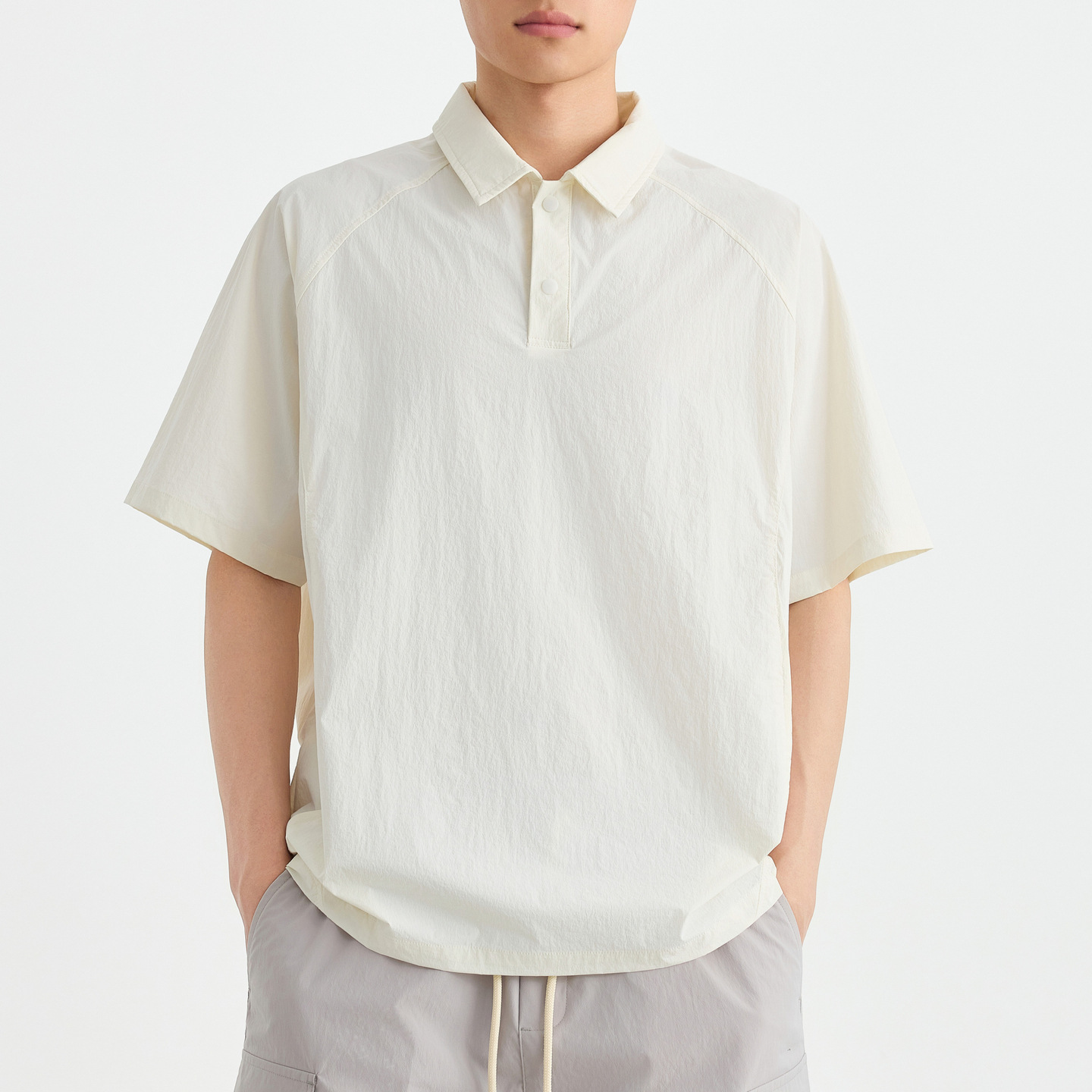 Áo polo nam tay raglan thể thao thành phố, chất liệu nhẹ khô nhanh — Màu trắng sữa
