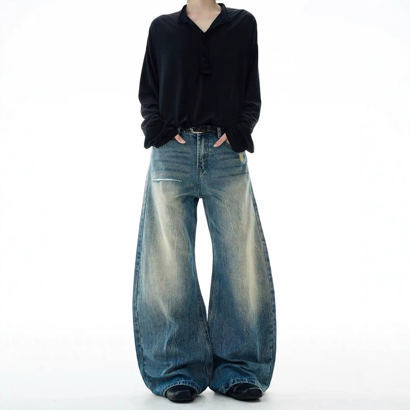 American-Style Cool Distressed Ripped Jeans for Men and Women, Trendy Retro High Street Casual Loose Wide-Leg Pants American-Style Cool Distressed Ripped Jeans for Men and Women, Trendy Retro High Street Casual Loose Wide-Leg Pants