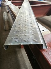 200型免浇筑楼承板生产设备