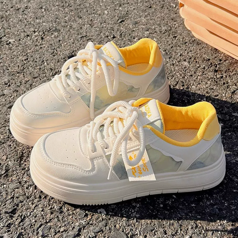 Кампус стиль нишевые оригинальные маленькие белые туфли на толстой подошве 2025 новая повседневная дикая женская хлебная обувь