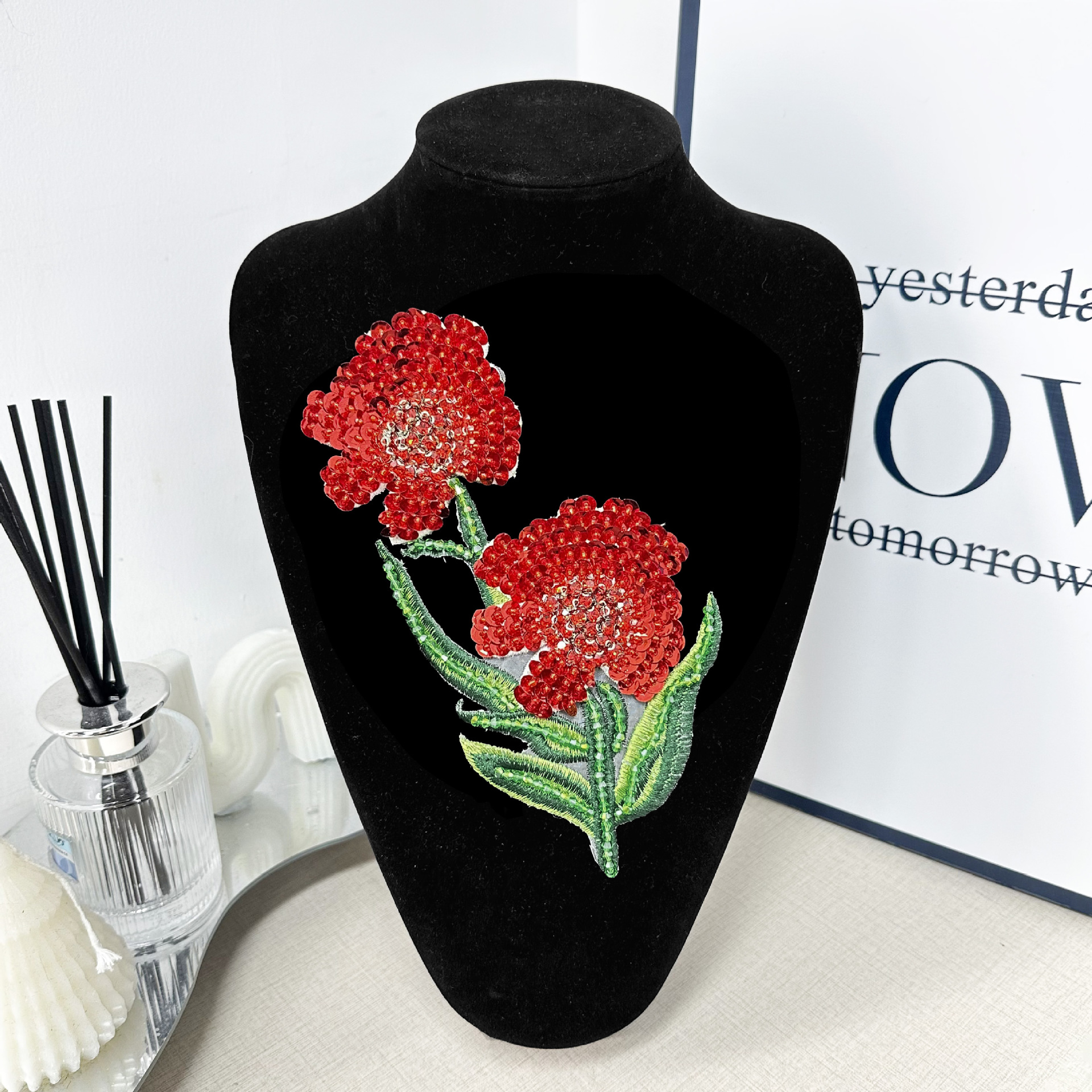 Ropa bordada colorida estilo nacional encaje bordado parche de rendimiento clásico ropa de ópera ropa de ópera accesorios de decoración al por mayor