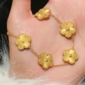 Five-leaf flower bracelet