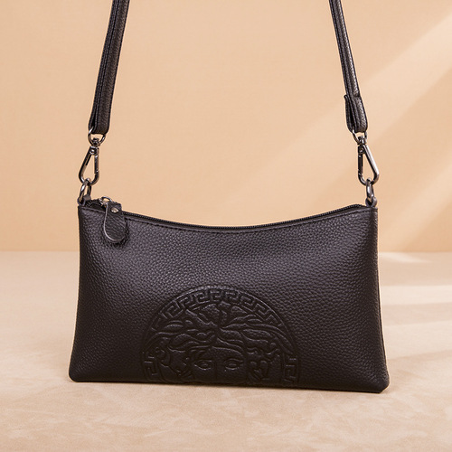 头层牛皮真皮斜挎小包包女2024新款时尚百搭单肩包女包软皮手拿包