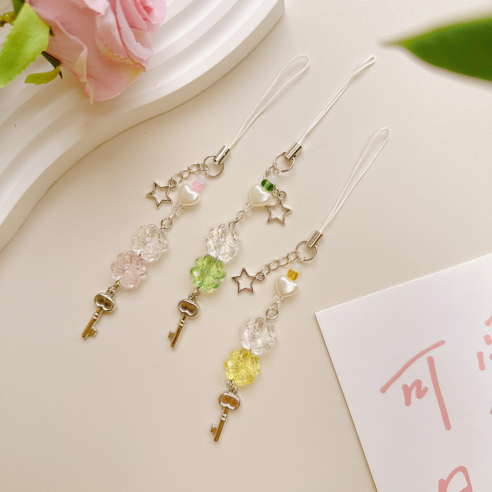 new sweet girl alloy clover small key goo ben pendant bag hanging buckle phone chain lanyard decorations