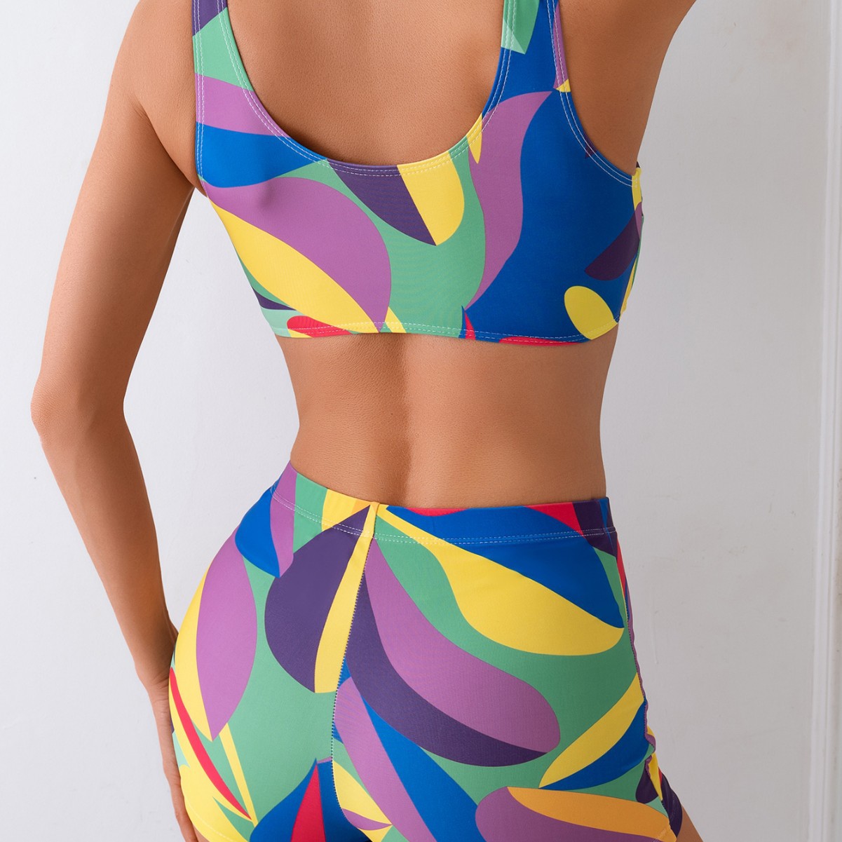 Traje de baño de comercio exterior transfronterizo europeo y americano dividido de dos piezas sexy cinturón de hombro estampado bikini traje de baño de mujer al por mayor