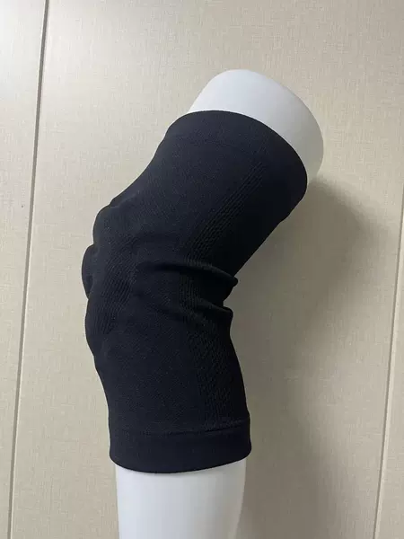 Black long single (28 cm)