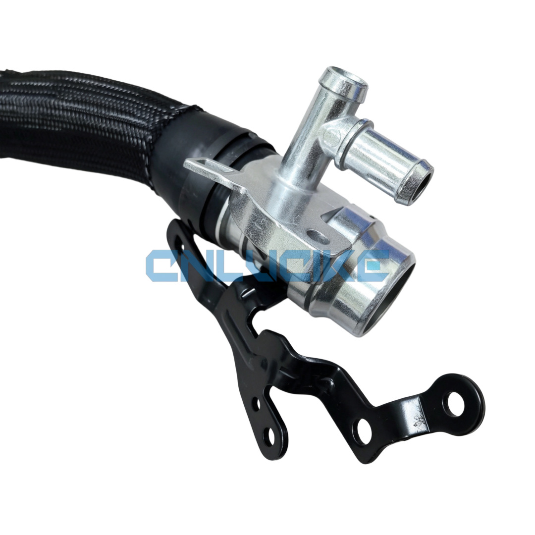 Suitable for Land Rover Range Rover, Range Rover Sport, Defender, Velar, Discovery 5 cooling aluminum water pipe LR121446