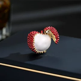 耳环;胸针;耳钉