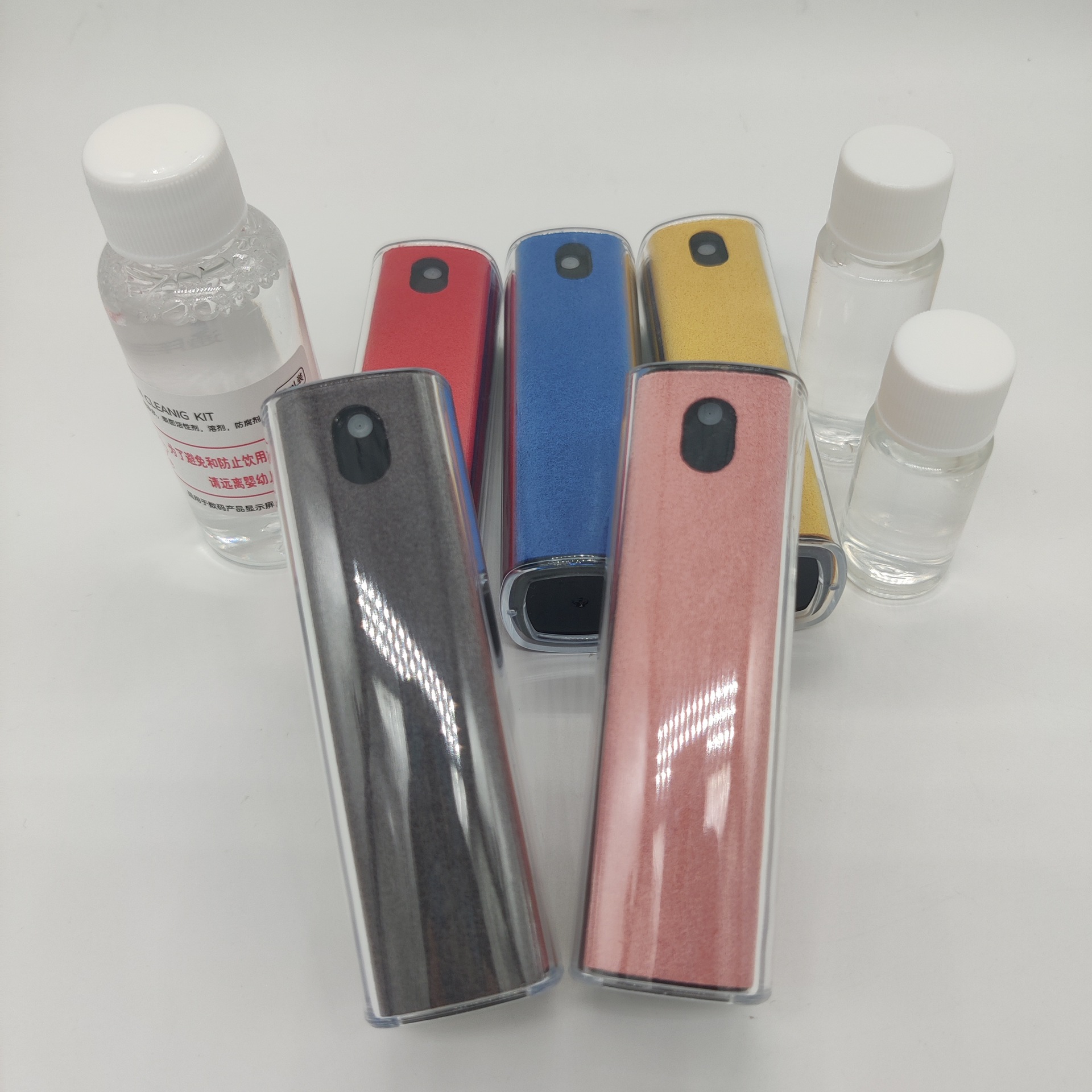 Kit de Limpieza de Pantallas en Spray Universal para Teléfonos Celulares y Computadoras image 3