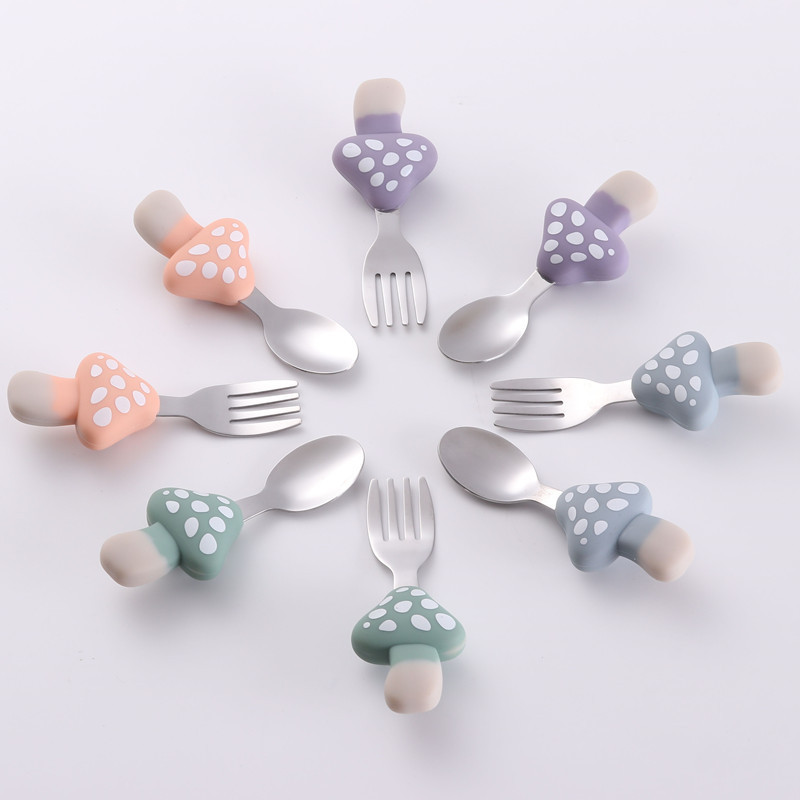 Baby short handle spoon learning to eat training silicone spoon newborn baby children's tableware suit food supplement stainless steel spoon
