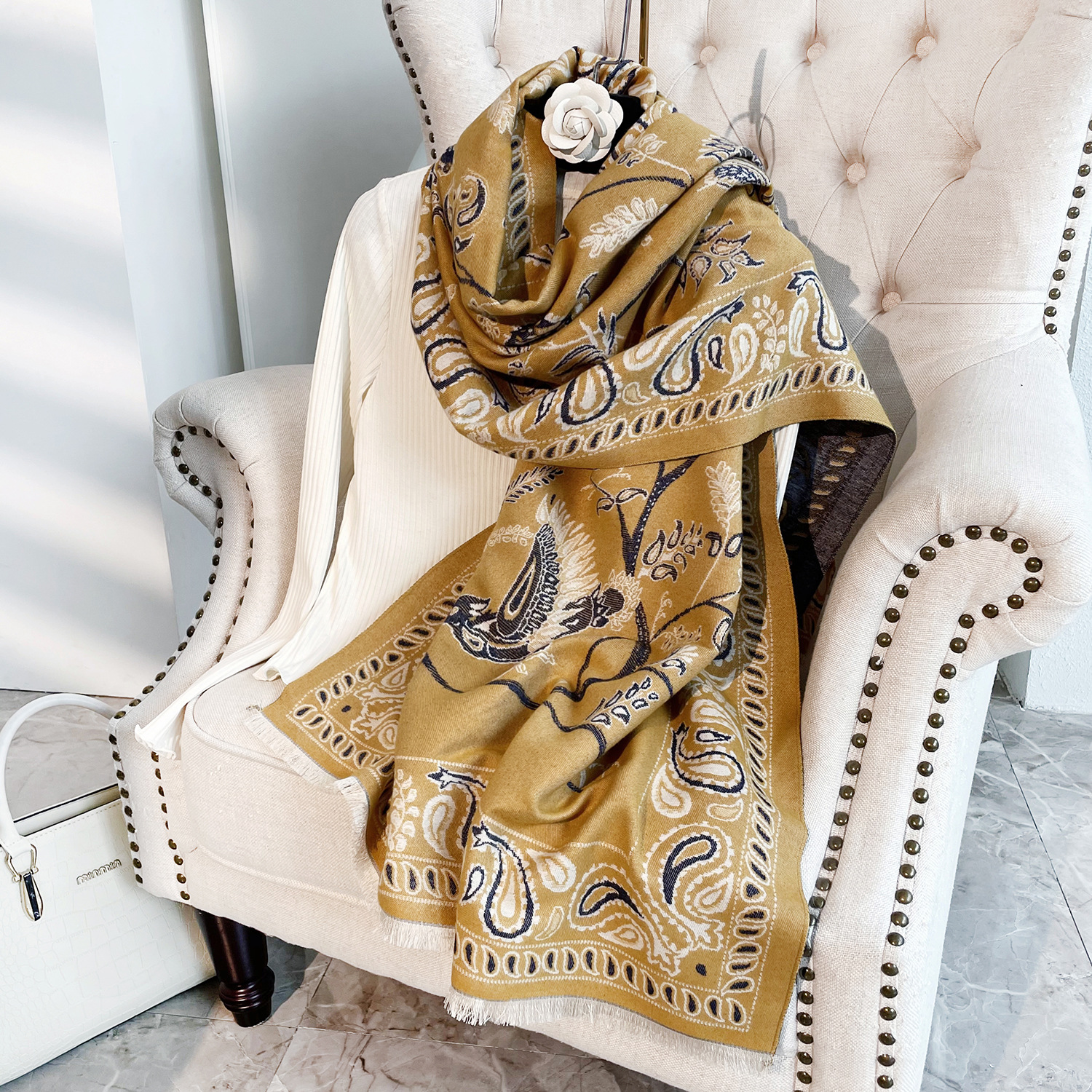 Invierno nuevo comercio exterior anacardo flor Cachemira-como borla cálida bufanda moda femenina barba corta SALA DE AIRE ACONDICIONADO chal ropa exterior