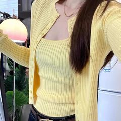 韩系减龄套装女春秋新款长袖纽扣宽松针织开衫纯色修身内搭两件套
