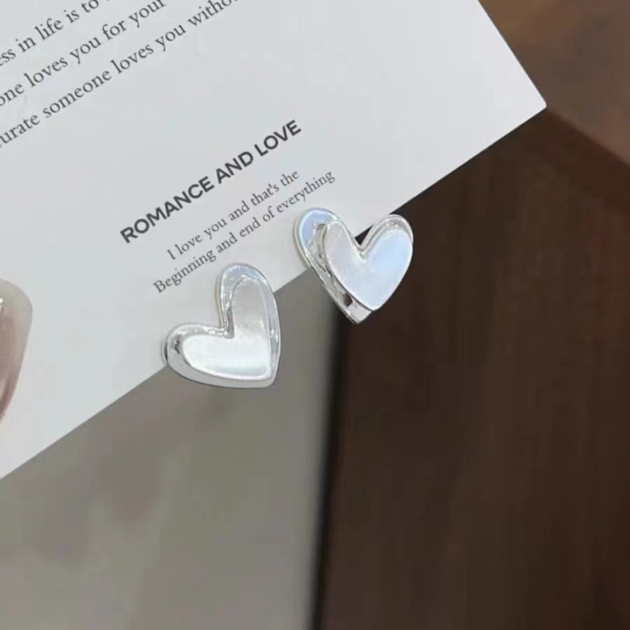 Small sophisticated universal cute fresh earrings