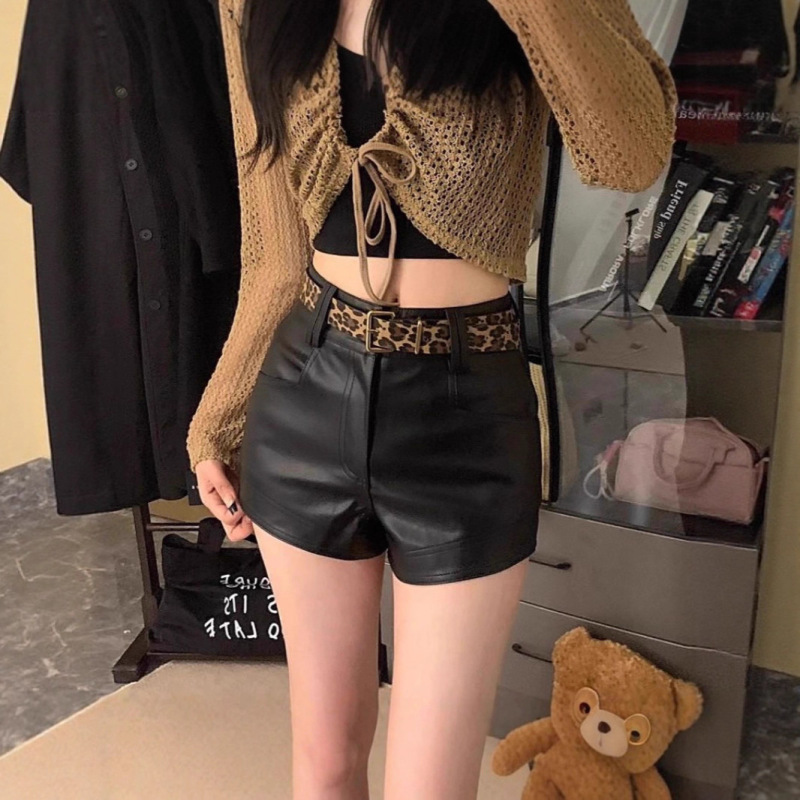 Trendy Spicy Girl Style Coffee-Colored Pu Leather Shorts for Women, Autumn and Winter 2025 New Old Money Style Wide-Leg Pants, Slim Straight Hot Pants