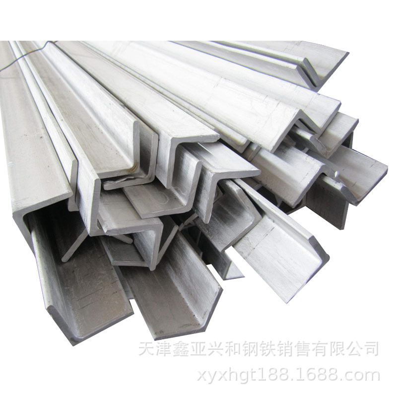 批发销售镀锌角钢 Q355B镀锌角钢 幕墙冲孔切割等边角钢热镀锌