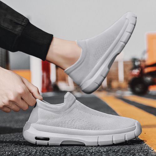 Breathable mesh running shoes for men, summer casual street shoes for daily wear and travel