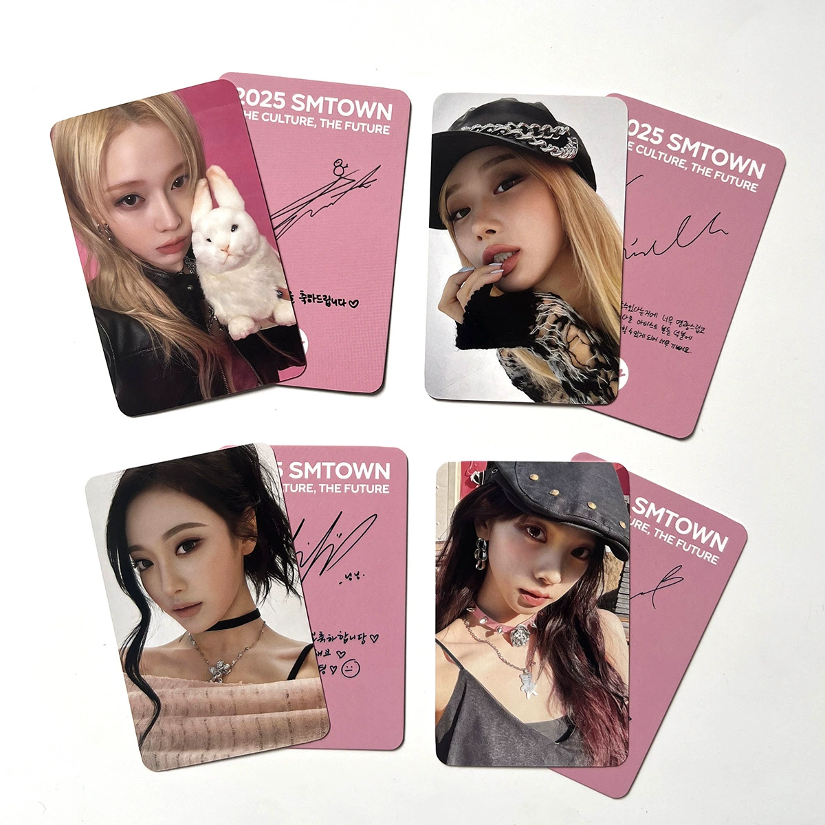 Набор фотокарточек (Aespa) SMTOWN — 4 случайные коллекционные карты, фан-мерч, 0,01 кг