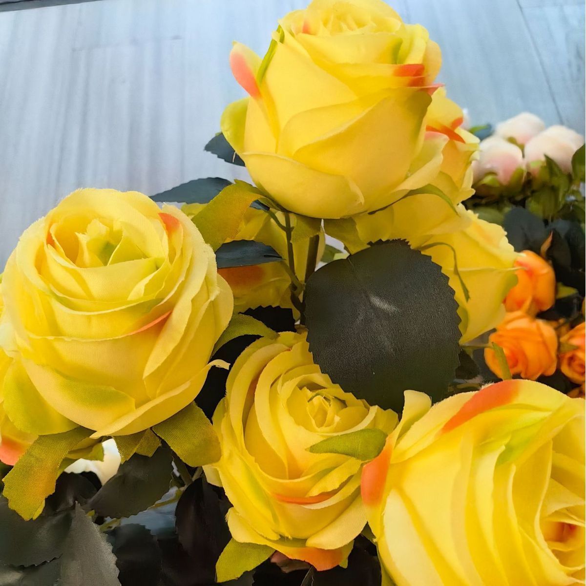 10 rosas de núcleo de imitación de flores falsas flores de decoración de boda para el hogar
