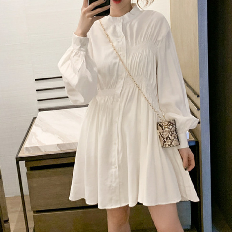 初秋新商品のゆったりした中長タイプのシャツの女性長袖のデザイン感があります。|undefined