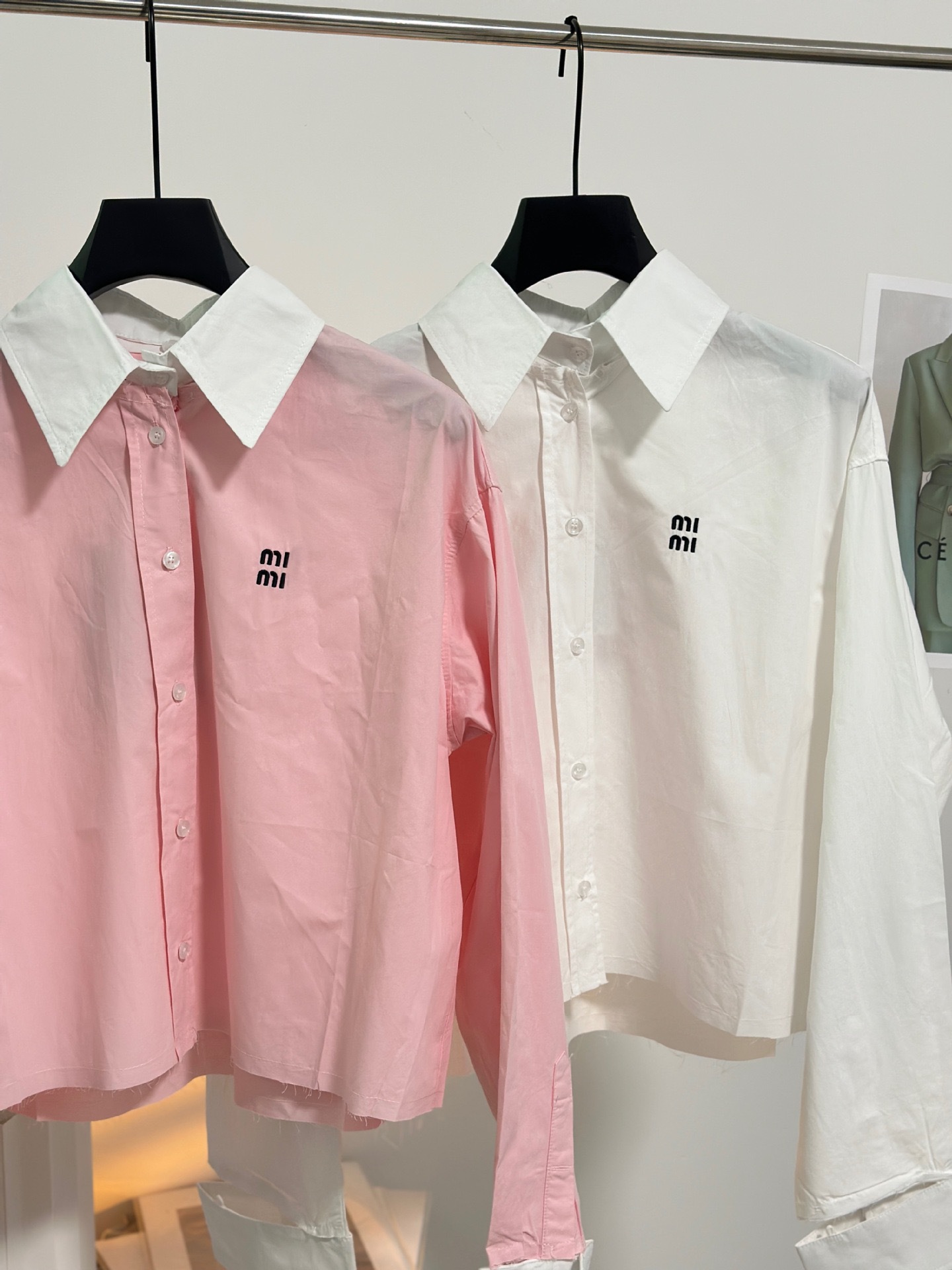 MIU "Shenzhen Nanyou" detachable short shirt with micro-label…
