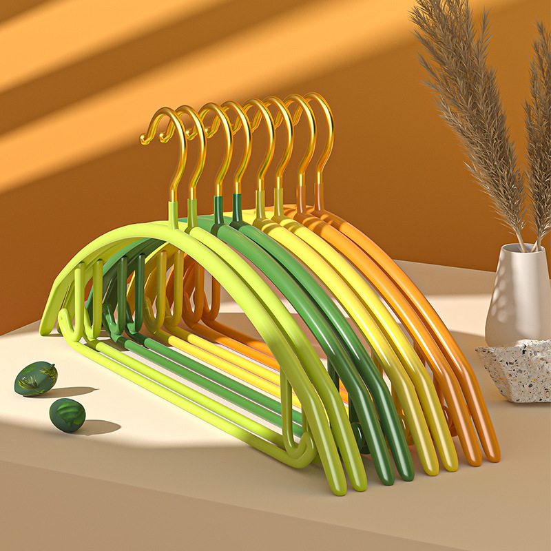 Gold hook semicircle hanger clothes hanger household dipping non-slip seamless non-drum coating support clothes rack support wholesale