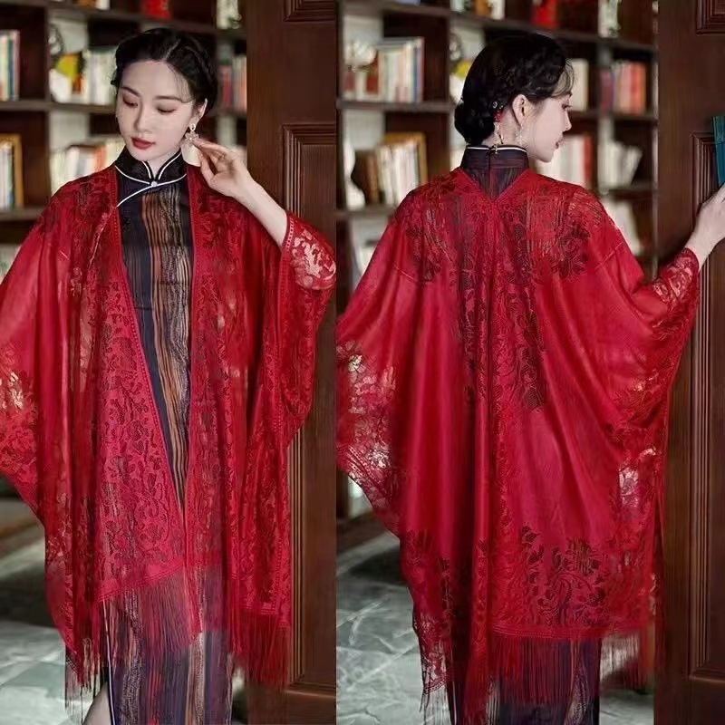 Huakai Zhixia Chaxian borla chal de encaje con cheongsam exterior 2025 nueva camisa de protección solar de rebeca fina de todo fósforo