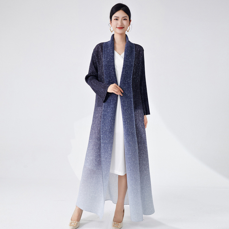 Miyake Windbreaker Women's High-End Large Lapel New Cross-Border Hot Selling Fashion Gradient Long Cardigan Outwear Outwear Autumn