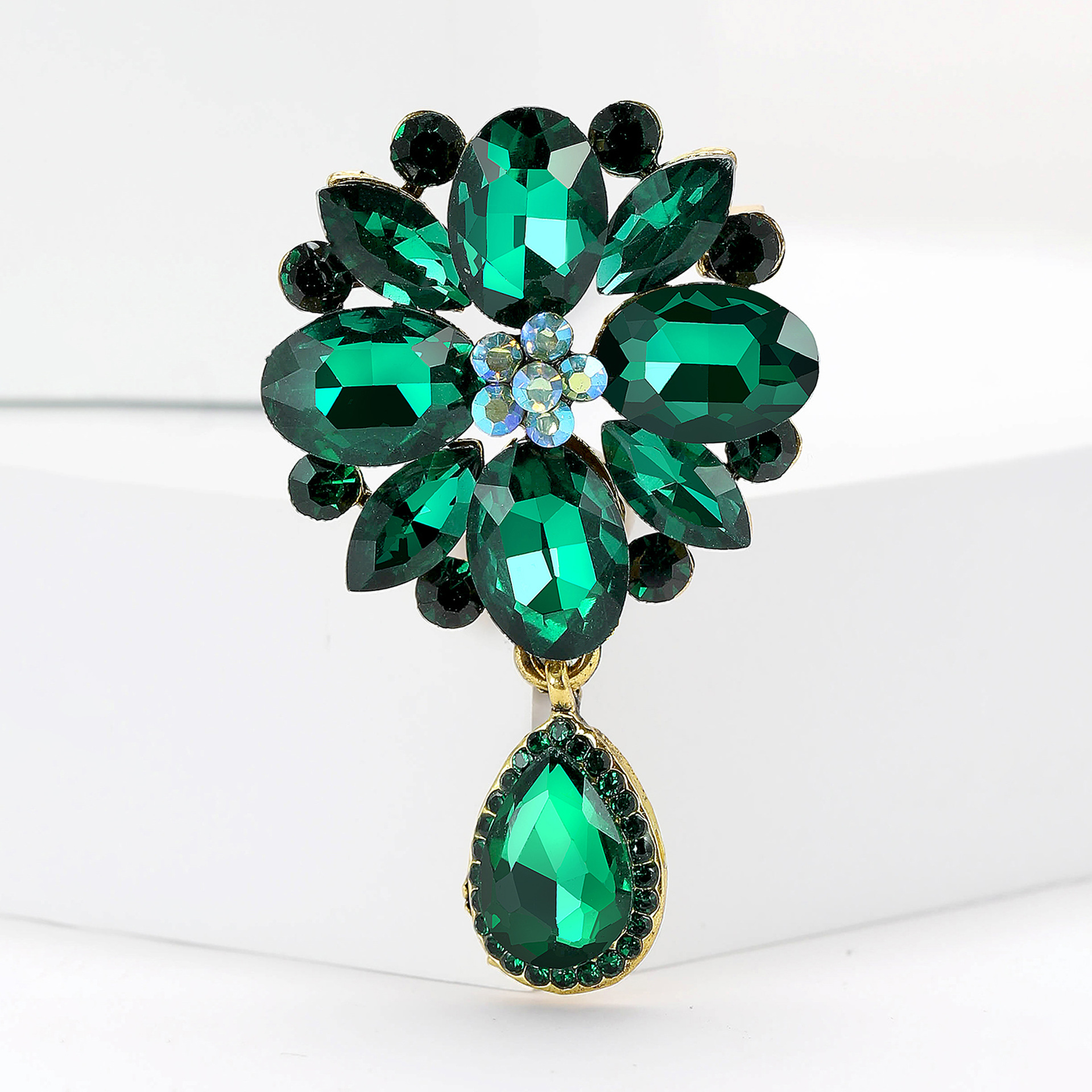 Elegant Retro Pin Water Droplets Flower Alloy Inlay Rhinestones Glass Women's Brooches display picture 7