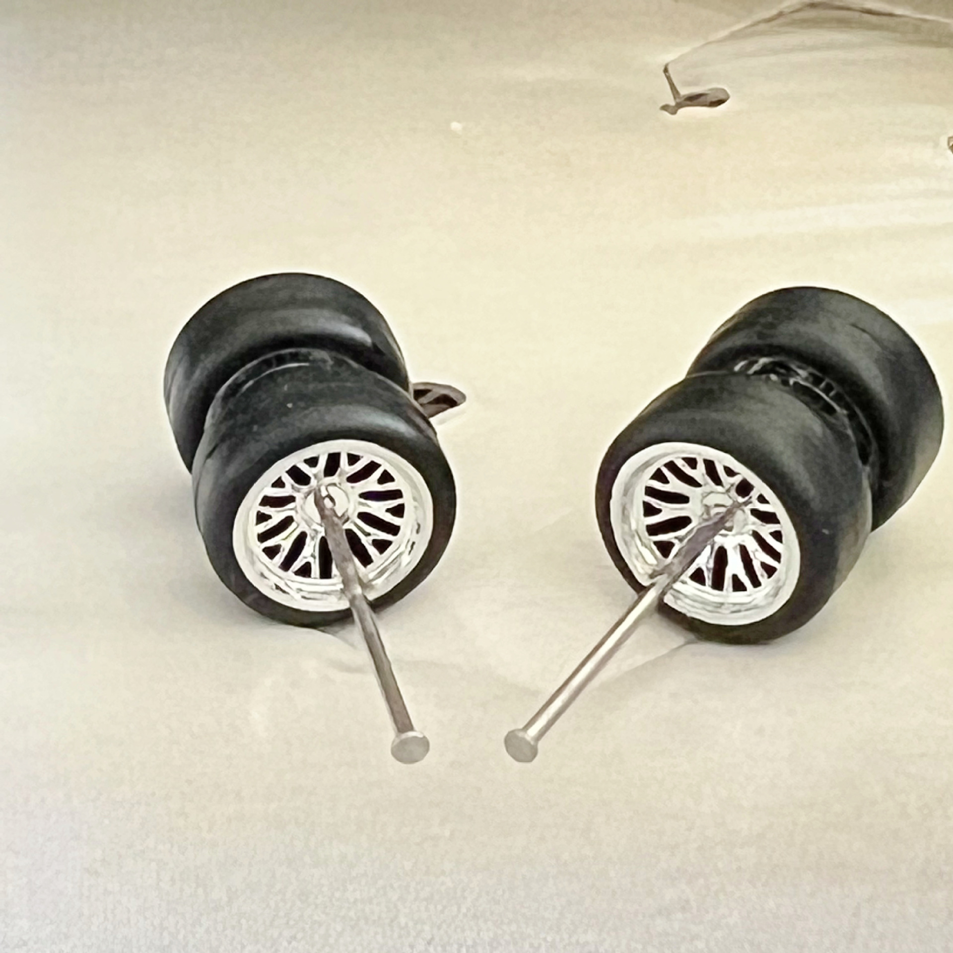 Hot Wheels Matchbox Domica 1/64 de nivel de entrada de aleación de coche modelo de modificación de la rueda de goma del neumático de goma cubo de la rueda