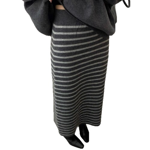 Grey Retro Striped Knit A-line Skirt for Women - Winter Korean Style Medium Length Skirt for a Slimming and Versatile Look
