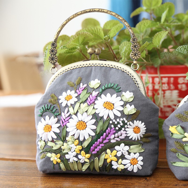 Bolso de oro bordado europeo bolsa de material hecho a mano DIY cinta bordado Suzhou bordado hecho a mano crossbody bolsa de tela