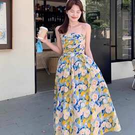 碎花吊带连衣裙吊带裙油画夏季海边度假新款法式甜美沙滩抹胸裙子