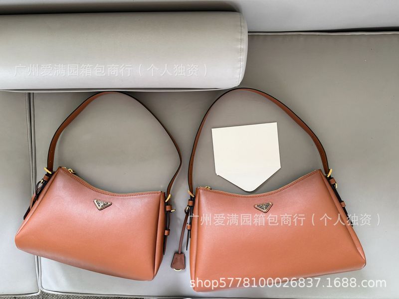 ビッグブランド 2025 新しい P ホーボー中古 Aimee ラージショルダーポータブル脇の下トートバッグ本革レディースバッグ|undefined