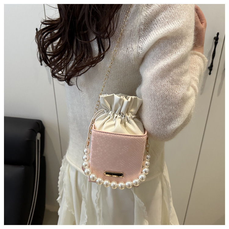 Borsa a secchiello con perle donna borsa a tracolla elegante_voghion.com