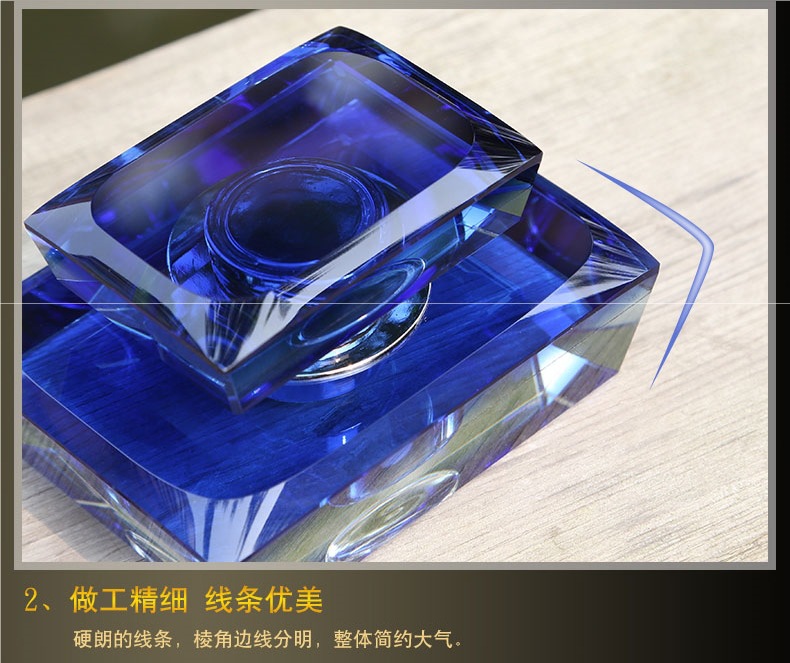 Car Perfume Holder for High-End Fragrance in the Car, Empty Bottle on the Dashboard, Long-Lasting Light Fragrance Ornaments for Men and Women