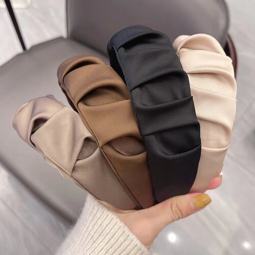 Korean version of the new fashionable fabric wide-brimmed pleated headband for women, simple and versatile, high skull pressure hair wash face headband hair accessory