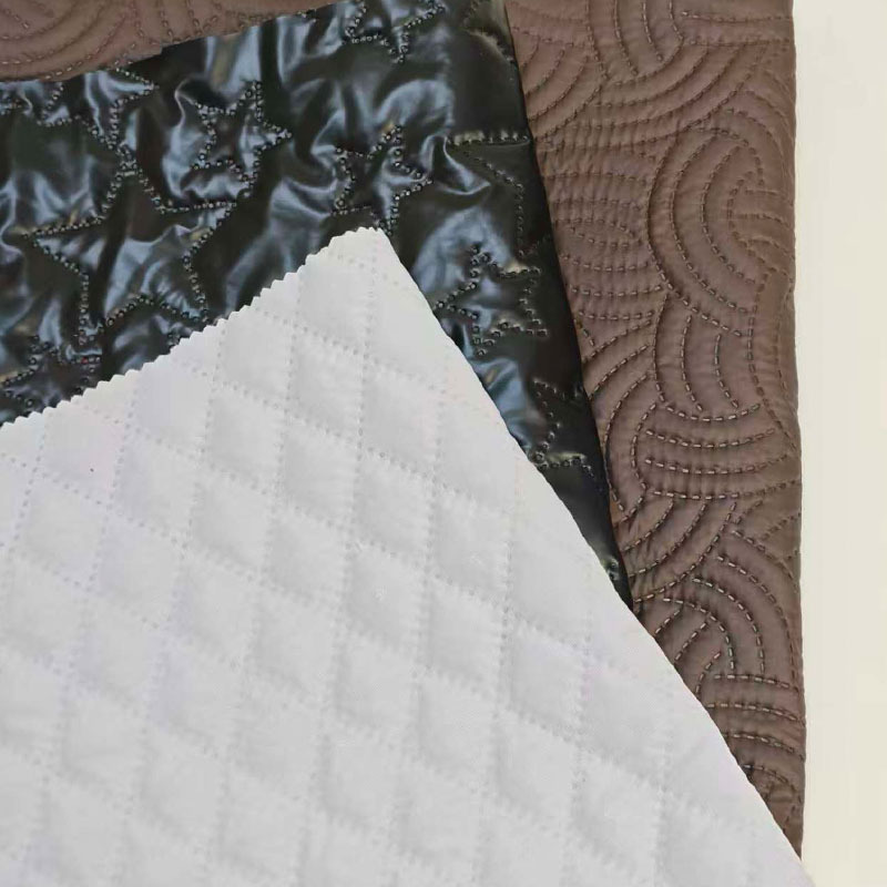 ��Բ������������ ���������Ь�Ķ��������� ��ֱ����ɫ