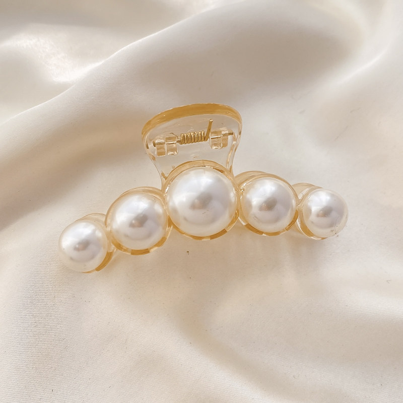 Pinza para el cabello de perlas de temperamento francés para mujer, flequillo lateral con sentido avanzado, cabello roto simple, clip de pico de pato de una palabra, horquilla, tocado