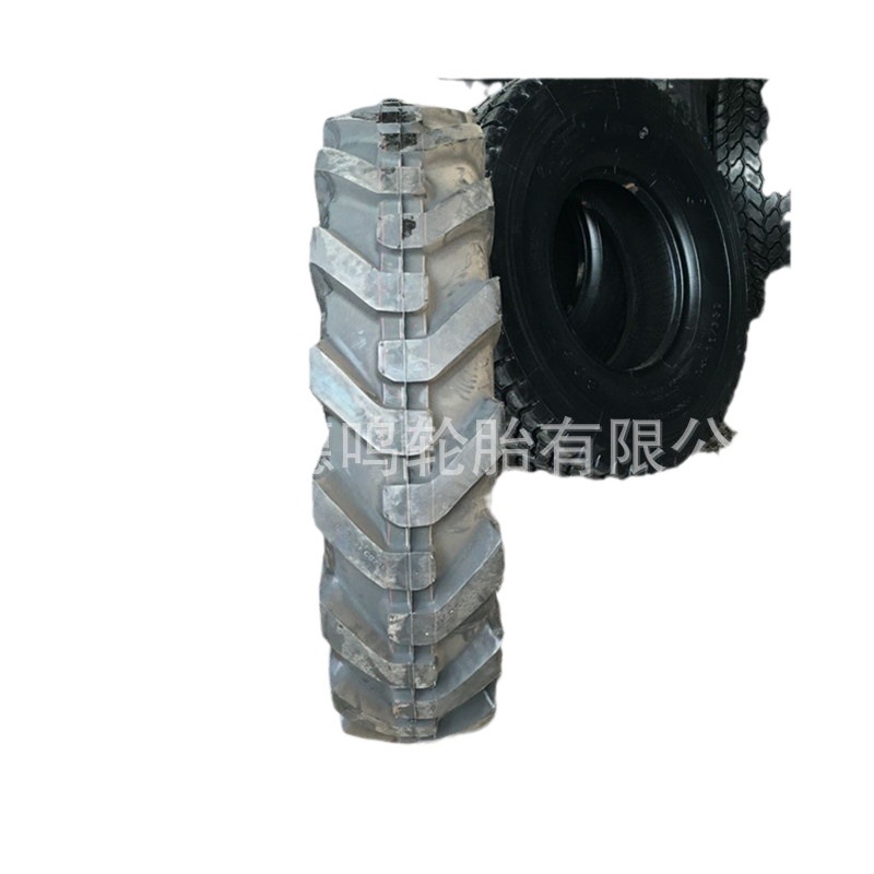 Neumático 1300-24 de la maquinaria de la ingeniería 1300-24 del neumático del graduador de la fuente de la fábrica